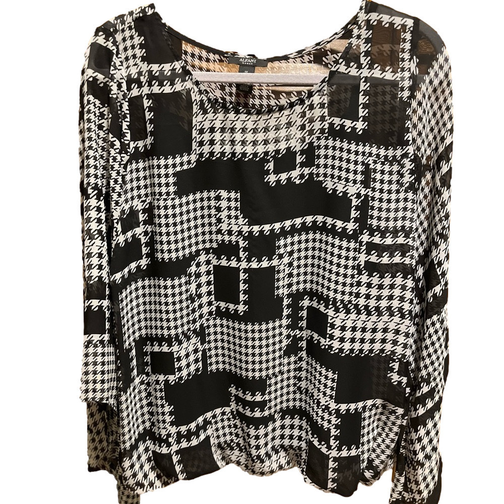268. WOMENS ALFANI 1X DETAIL TOP